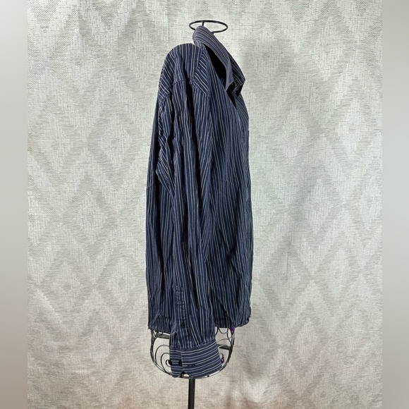 Linea Done navy striped button up size L - Picture 6 of 6